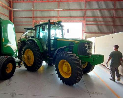 John Deere 6150j con Duales y Piloto Automático Original