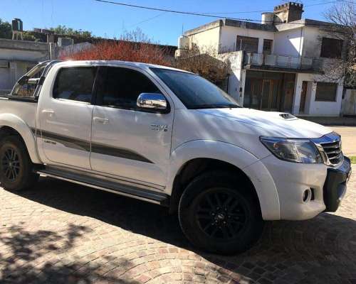 Toyota Hilux Limited 4X4 A/T 3.0 Motor Roto