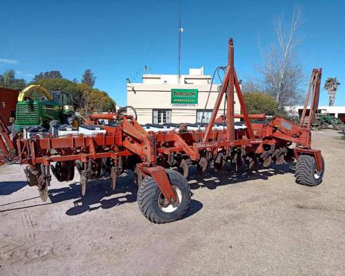 Sembradora Gringa IV Unico Dueño. 14 a 52