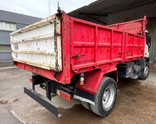 Chasis con Cabina Iveco