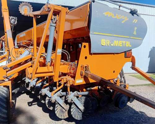 Sembradora Agrometal MXY 33 a 21