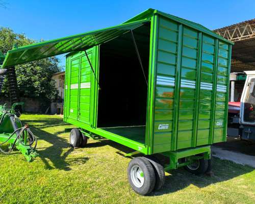 Taller Conese Disponible 4,5 X 2,4 M Ancho X 2,1 Alto .