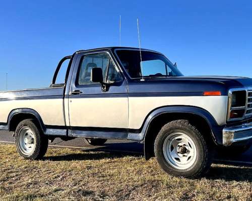 Camioneta Ford F150 Impecable