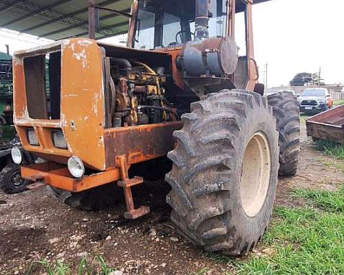 Tractor Zanello 417 ROD 23.1 X 30-motor Caterpillar de 180hp
