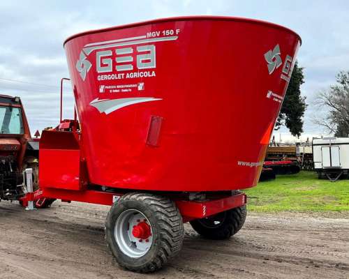 Mixer Vertical MGV 150 F Usado