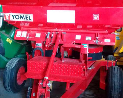 Fertilizadora Engomada Yomel 3500 Impala