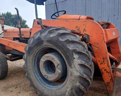 Tractor Fiat 800 Invertido