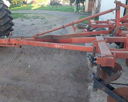 Subsolador Dolbi de 10 Timones Rectos