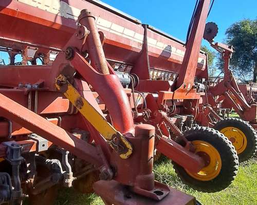 Sembradora Super Walter Grano Fino 31 Surcos a 21cm