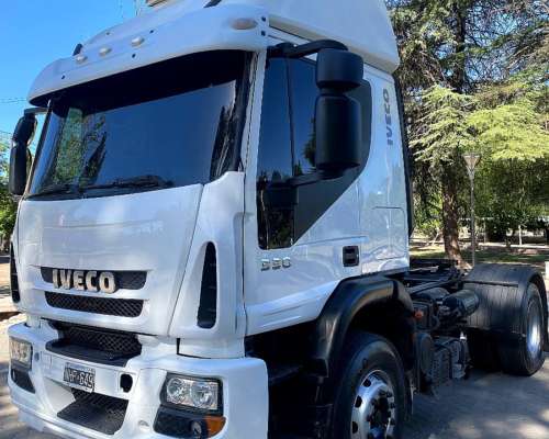 Iveco Cursor 330 2013