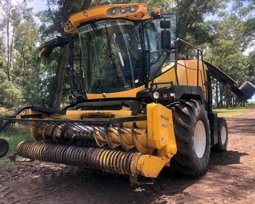 Picadora de Forrajes New Holland FR9050
