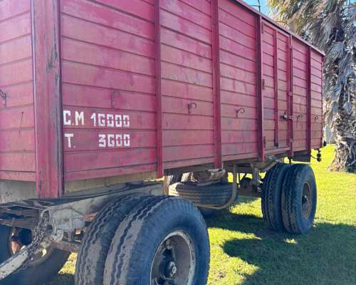 Acoplado Usado Rosso Leones Piso de Madera 14 TT