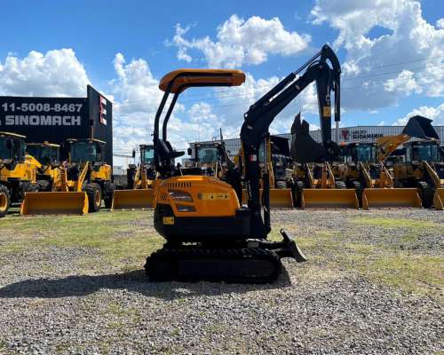 Miniexcavadora Taurus XN16 - Giro 360°