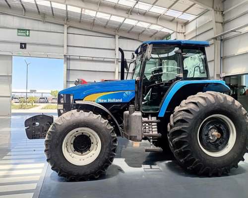 New Holland TM 7030 - año 2013