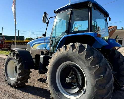 Tractor New Holland TM 7010