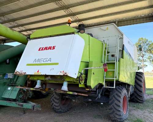 Claas Mega 370 año 2005 30 Pies