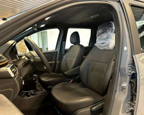 Oroch Iconic 1.3 TCE 163cv 2wd CVT 0km My2025, Gris Topo