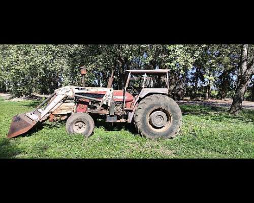 Massey Ferguson 1195 .