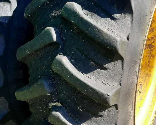 Cosechadora John Deere S660 35 Pies año 2017.