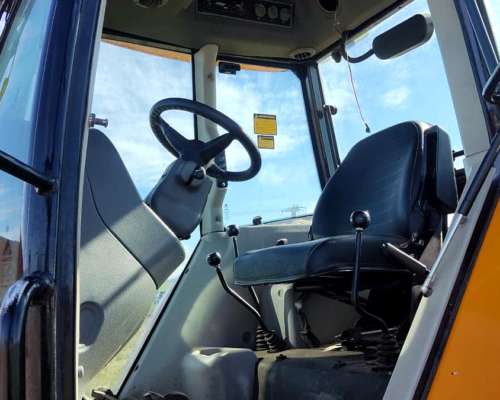 Vendo Tractor Baltra A990 con Pala Cargado Omar Martin