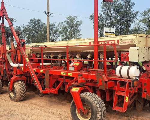 Sembradora Giorgi Precisa 8000 20-52 Neumática 2007 con Kit
