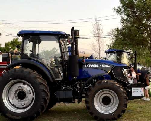 Tractor Lovol de 150hp