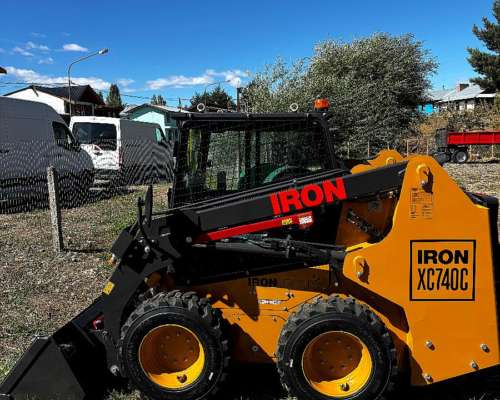 Minicargadora Iron Xc740c Nueva