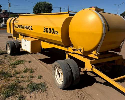 Tanque 3000litros + Baulera+ Tanque de Agua