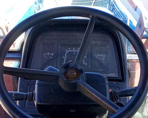 Tractor New Holland TS 6040 con Pala Usado