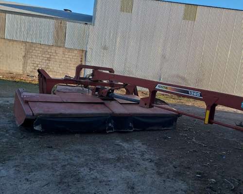 Segadora Hesston 1365 - año 2012