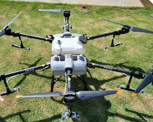Dron para el Agro DJI Agras T30 – Fumigador (30 L)