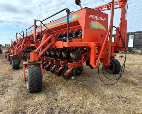 Sembradora Fercam F440 de 20 Lineas a 52 cm Neumatica