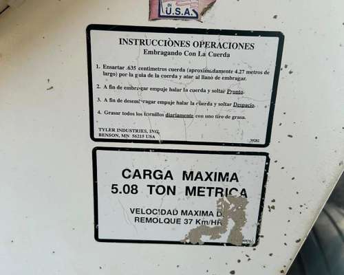 Fertilizadora Tyler Usada al Voleo