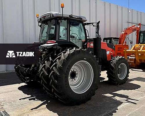 🚜 Tractor Hanomag Stark 2600/4 – 260 HP