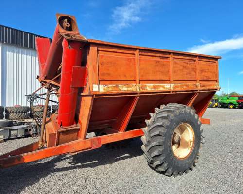 Usada - Tolva - 10tn - 1 Eje - Cubiertas 23.1 X 30