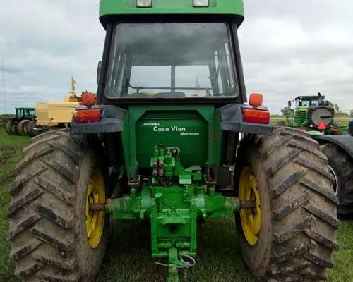 Tractor John Deere 6605