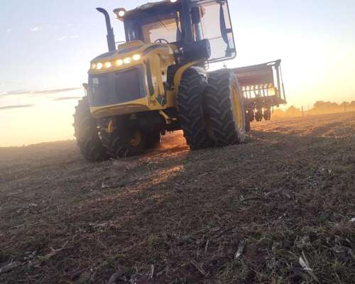 Tractor Pauny Bravo 580