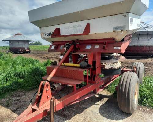 Fertilizadora Yomel RD 3028 Z.