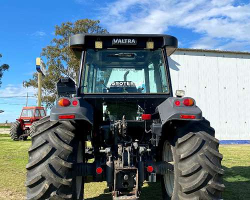Valtra BM 125 2012