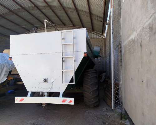 Tolva Auto Descartable Favorito 12-14tn con Balanza Guajardo