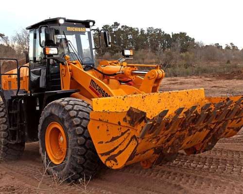 Pala Frontal Michigan M160hd 7000kg