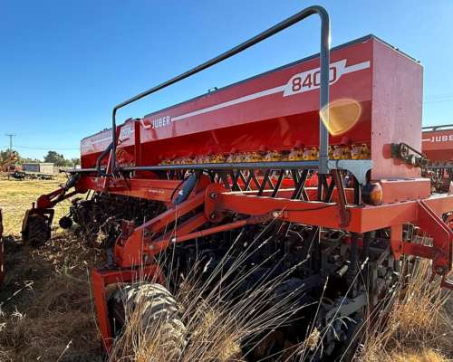 Sembradora Juber 8400 de 40 a 21cm