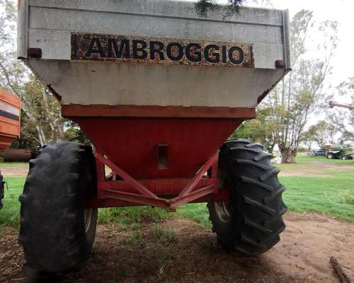 Vendo Tolva Auto Descargable 7tt Marca Ambroggio