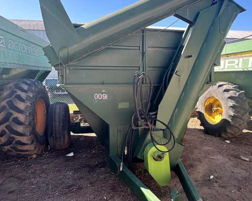 Tolva Autodescargable Mancini 14 TN Toneladas 1 Eje Reparada