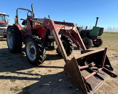 Case IH Farmall 75 - año 2019