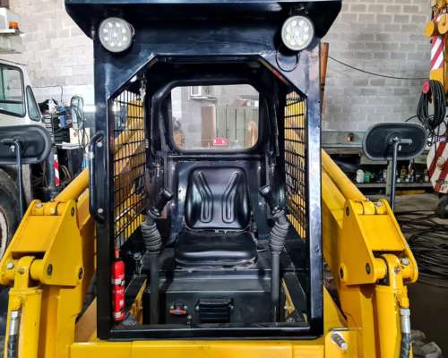 Minicargadora - Minipala 60 HP - Ltmg con 60hs 2022